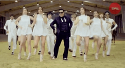 Верка Сердючка и PSY уже "заработали" почти 1,5 миллиона