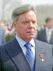 Борис Громов