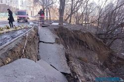Оползень на востоке Индии забрал жизни 8 человек