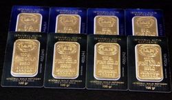Кризис в Европе оказывает давление на рынок золота