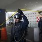 Полицейские застрелили сослуживцев в аэропорту