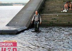 В Киеве Днепр затопил подземные переходы на Набережном шоссе
