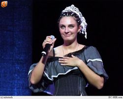 Ваенга пригрозила мужу разводом 