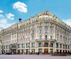 Москва продает «Националь»