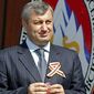 Кокойты не хочет уходить в отставку