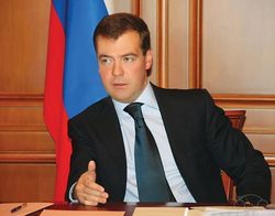 В 2012 году зарплата сотрудника полиции будет увеличена в 2 раза