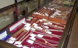 Установлены ли грабители ювелирного бутика в Киеве?