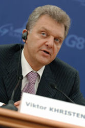 Виктор Христенко