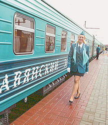 Брестская проводница вернула хозяину найденный кошелек с 10 тыс. долларов
