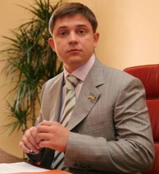 Олесь Довгий подал в отставку
