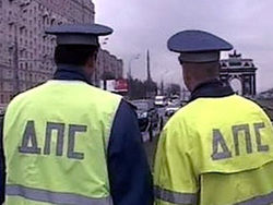 В результате ошибочных действий инспектора ДПС в Петербурге погибла девушка 