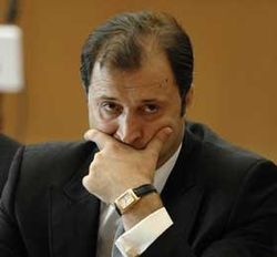 Почему молдовский премьер заинтересовался зарплатами чиновников?