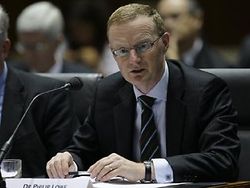 Банк Австралии стоит перед непростым выбором