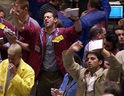 На COMEX фьючерсы на золото упали ниже 1,5 тыс. долл.