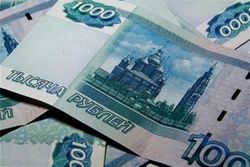 Курс рубля укрепился к евро, фунту и швейцарскому франку