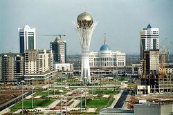 Кому оказал гуманитарную помощь Казахстан?