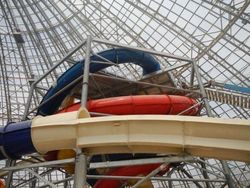 Донецкий аквапарк