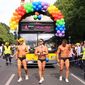 Зачем Вьетнаму гей-парад