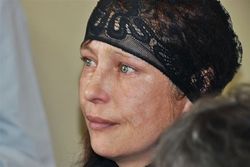 Кто-то угрожает матери Оксаны Макар