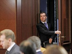 Медведев: в планах увеличение пенсии