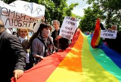 Монахини в Киеве вышли на площадь, требуя запретить гей-парад