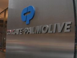 Прибыль Colgate-Palmolive