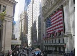Биржи США открыты во вторник в «красной» зоне