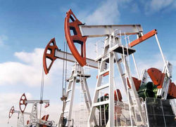 ОПЕК добывает максимум нефти