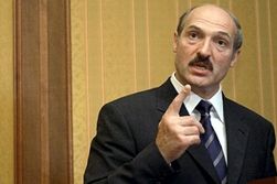 Лукашенко бьет по спортсменам рублем?