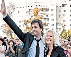 Известно ли, кто обворовал Корикову и Астахова?