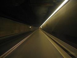 Трагедия в Швейцарии: разбился автобус, погибли 28 человек