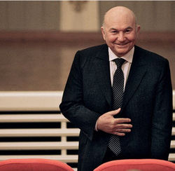 Лужков