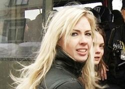 Активистке Femen не дали проявить себя в Тунисе и выслали в Киев