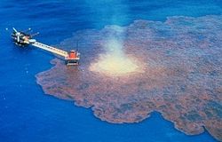 авария на нефтяной вышке