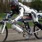 ТОП-видео YouTube: усовершенствованный велосипед разогнался до 263 км/ч