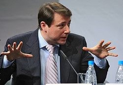 Александр Хлопонин