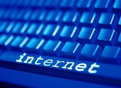 На покупки через Интернет украинцы потратили почти 2 млрд. евро