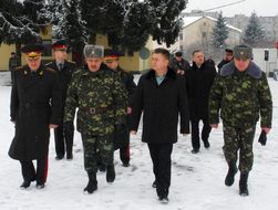 Украина: МЧС станет частью Минобороны - мнения за и против в соцсети ВКонтакте 