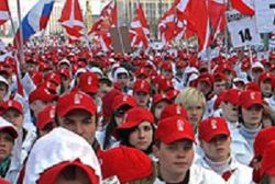 «Наши» создают в РФ аналог ВЛКСМ