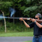 В Twitter идет обсуждение фото "стреляющего Обамы"