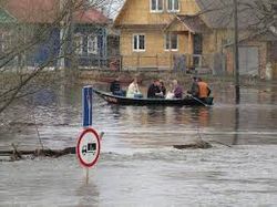 В Украине снегопады, в Воронеже паводок: 8 сел под водой