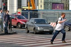 пешеходы
