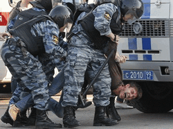Блоггеры о полицейских в Петербурге: они должны защищать, а не грабить 