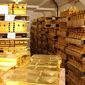 Долю золота в международных резервах Украина нарастила почти в два раза