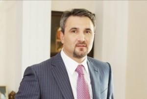 Олег Хусаенов
