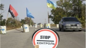 160216183308_civil_blockade_crimea_640x3