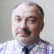 Николай Петров