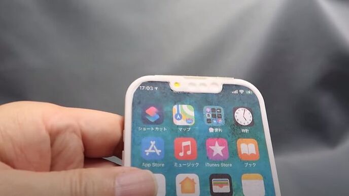 iPhone 13
