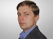Олег Комолов