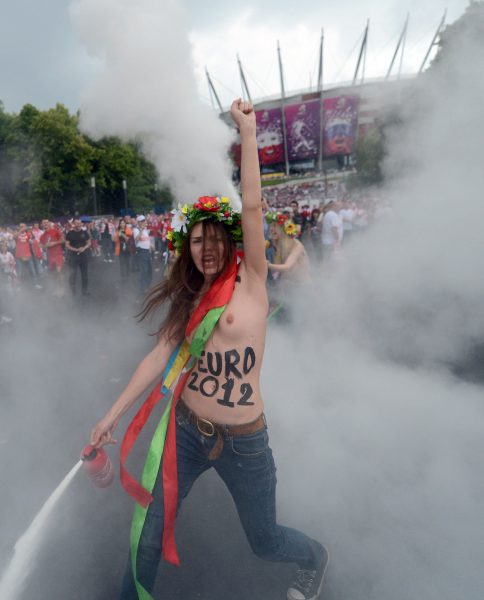активистки FEMEN